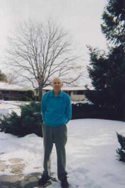 Obituario de Julius George Uhrlaub Jr.