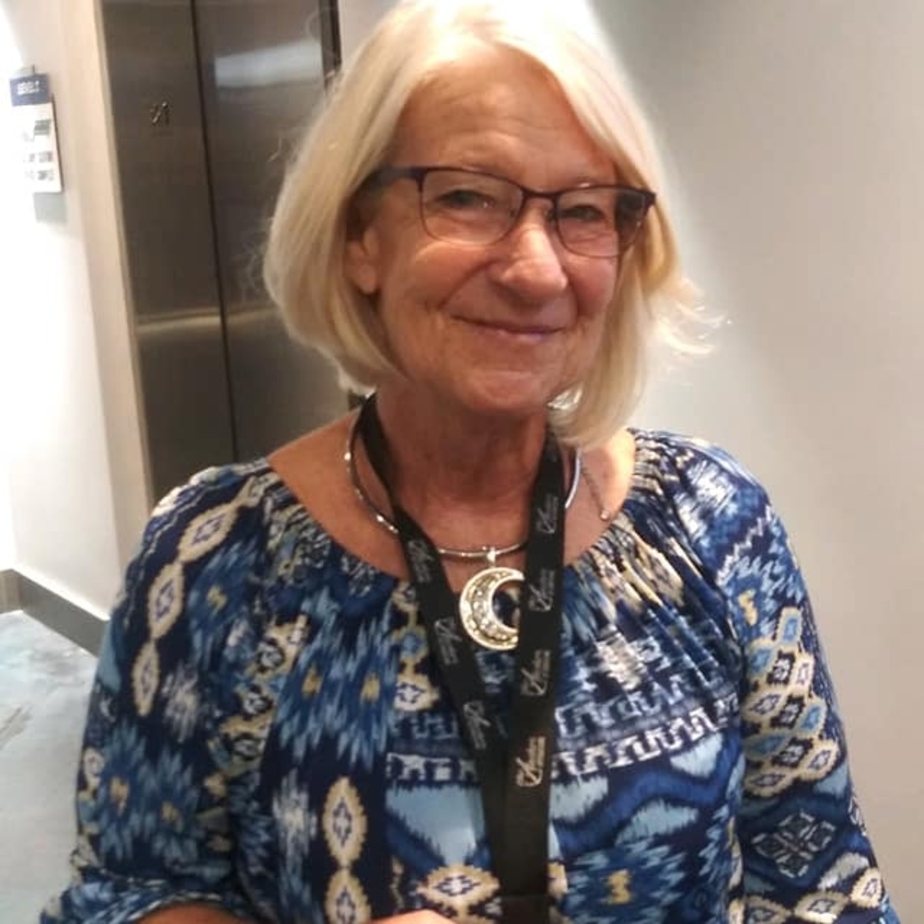 Obituary of Donna Therese Wood McNulty