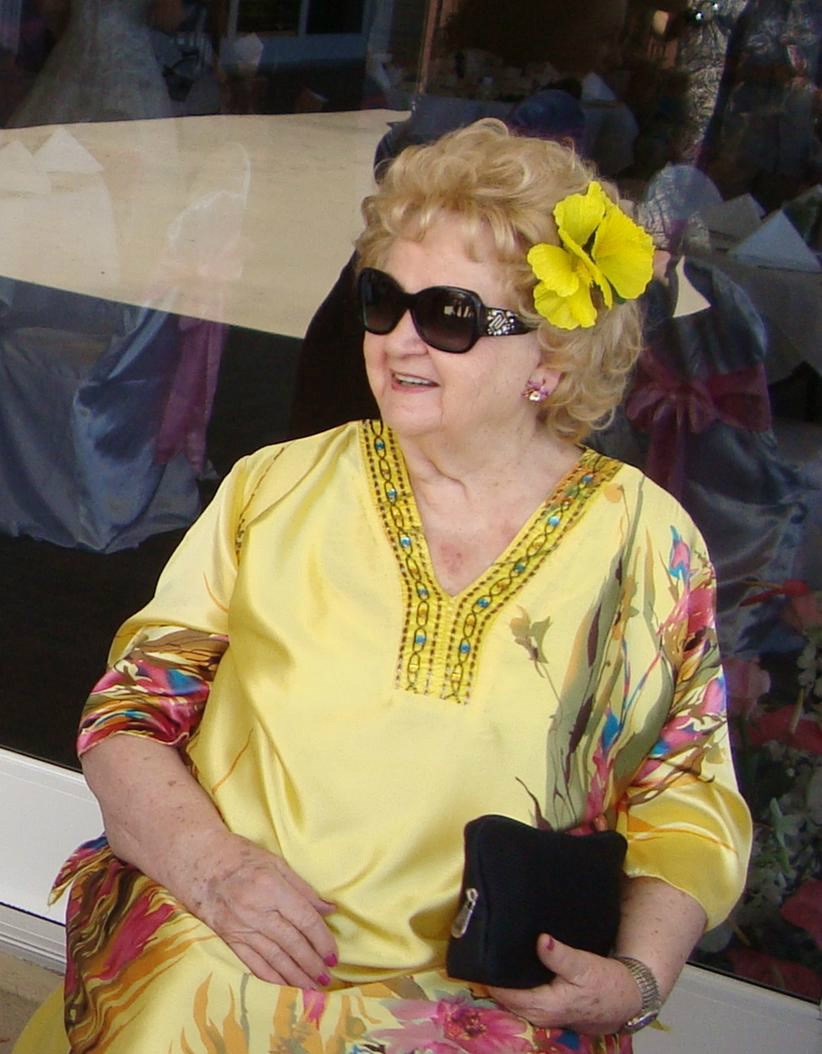 Obituary of Isabelle McLellan Simon