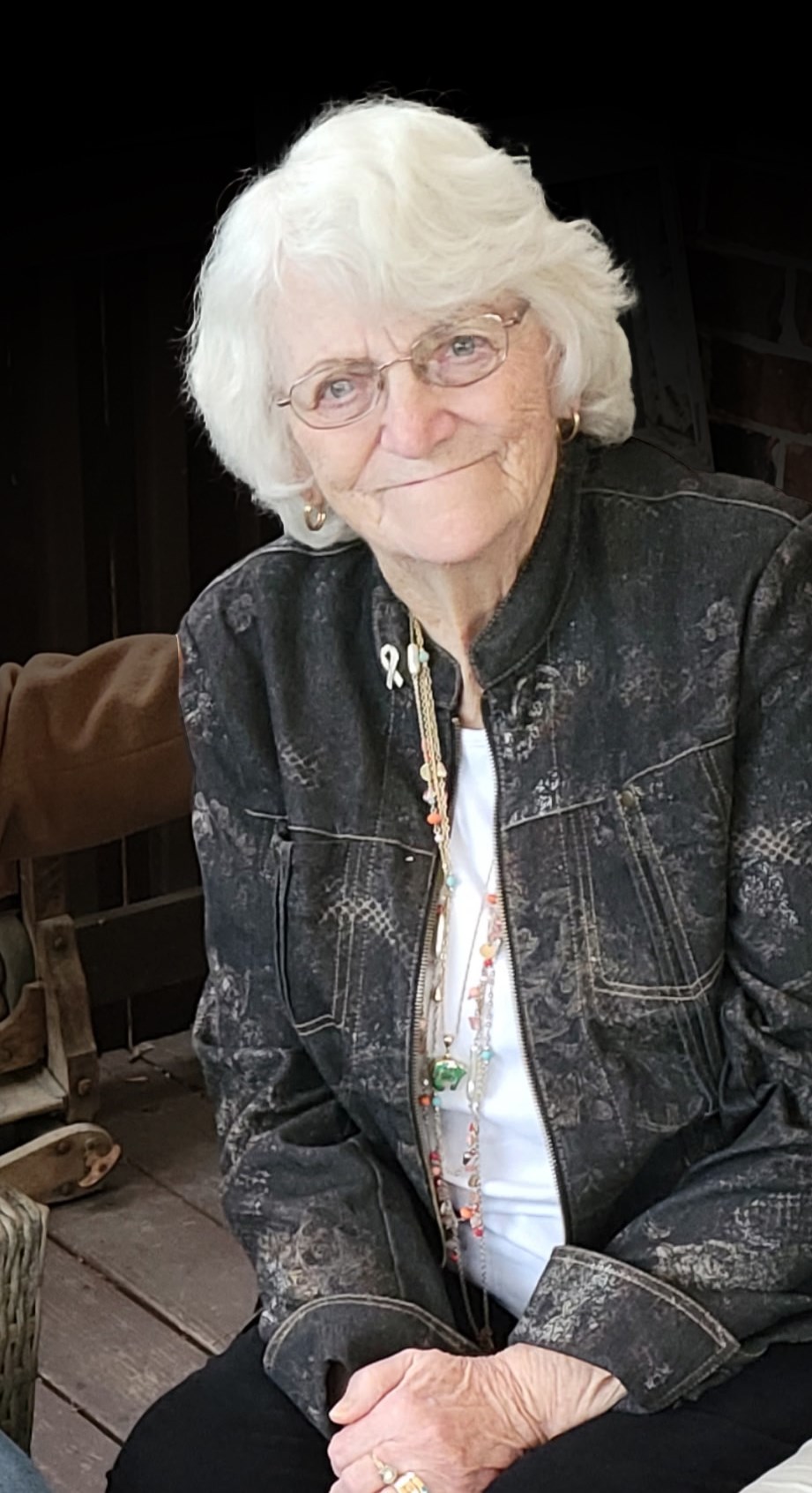 Obituario de Genevieve V. Kiefer