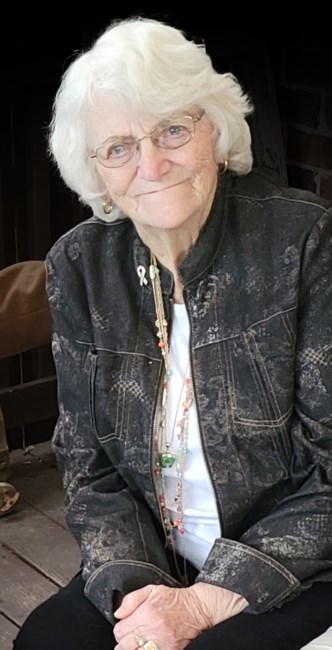 Obituary of Genevieve V. Kiefer