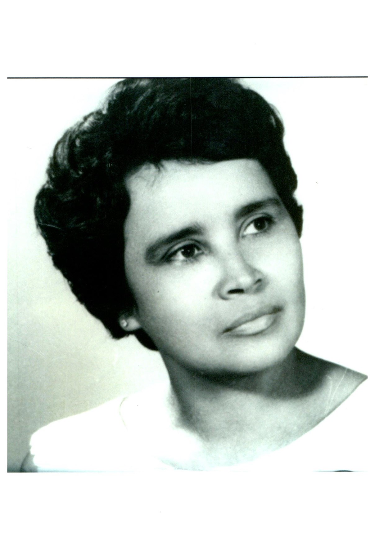 Obituary of Teresa De Jesus Pacheco