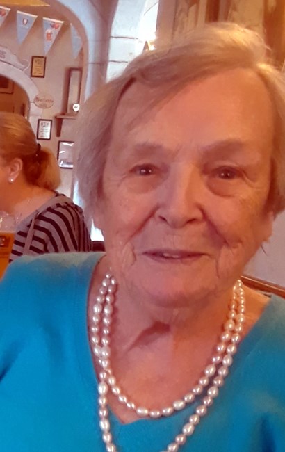 Obituary of Elfriede R Rhodes