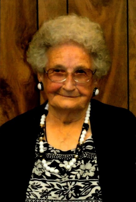 Obituary of Ellen Mills