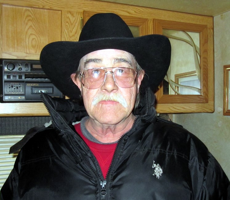 Obituary of Raymond Barry Davis