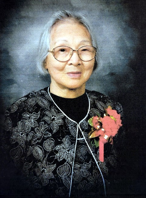 Obituary of Ngan T. Moy