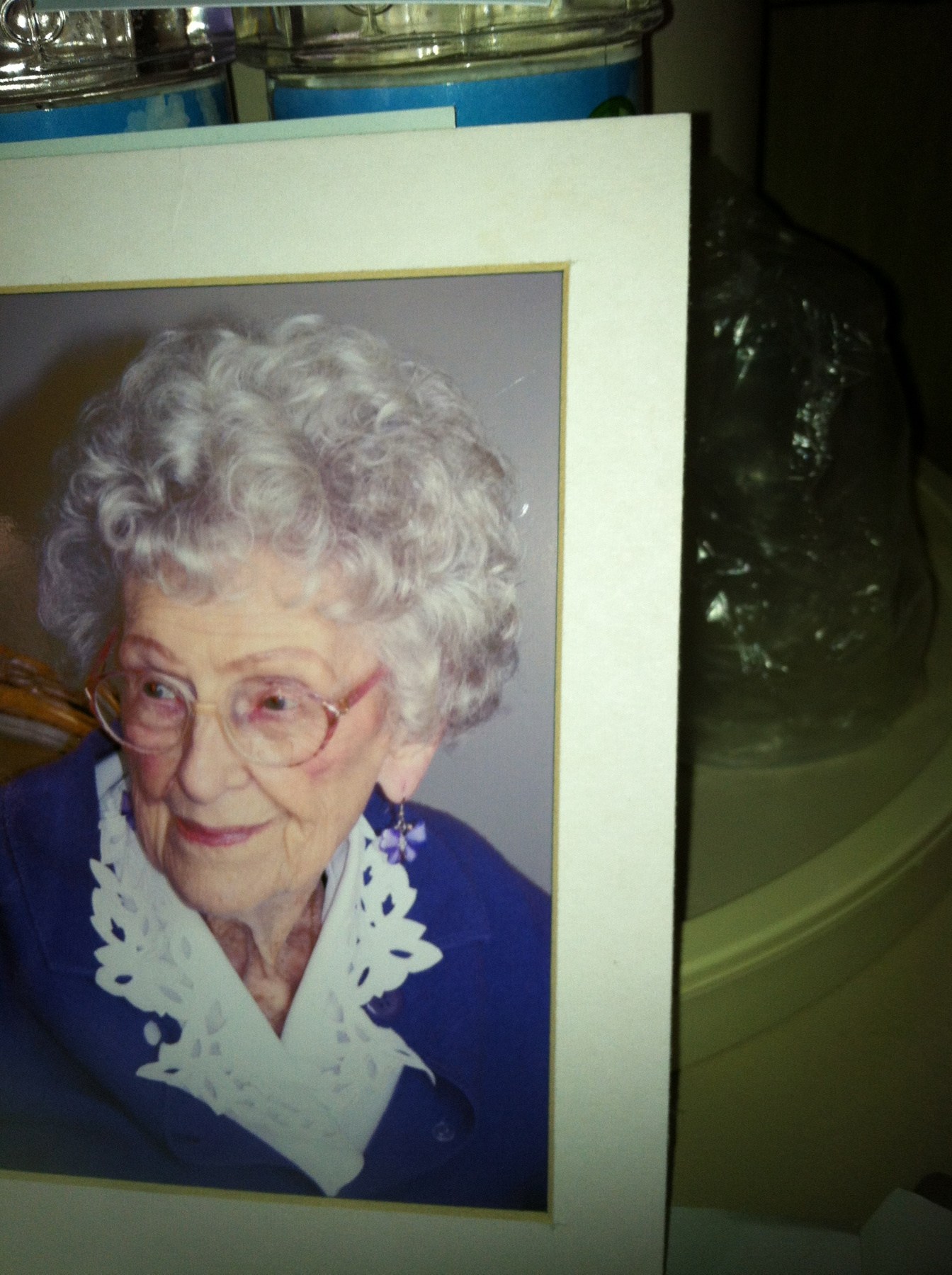 Obituario de Margaret J. Hart