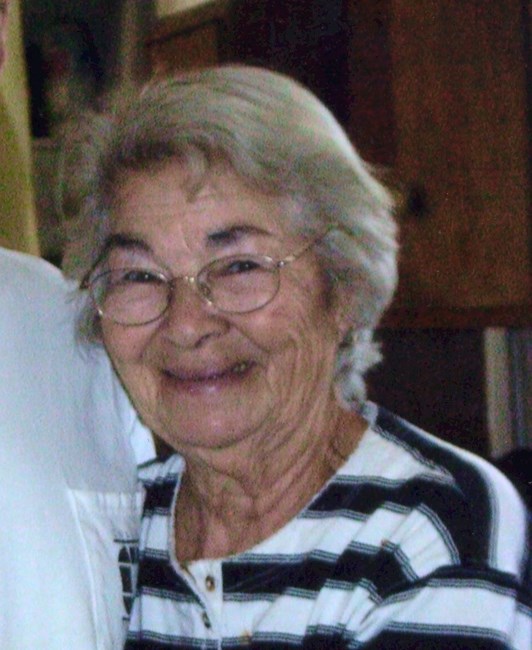 Avis de décès de Helen Viola Caster