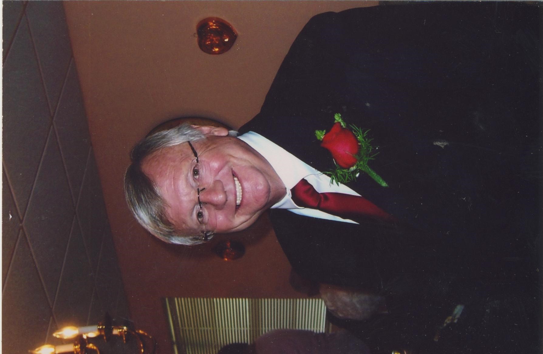 Obituary of Donald W Peak PhD