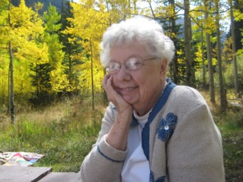 Obituary of Dorothy D. Hail