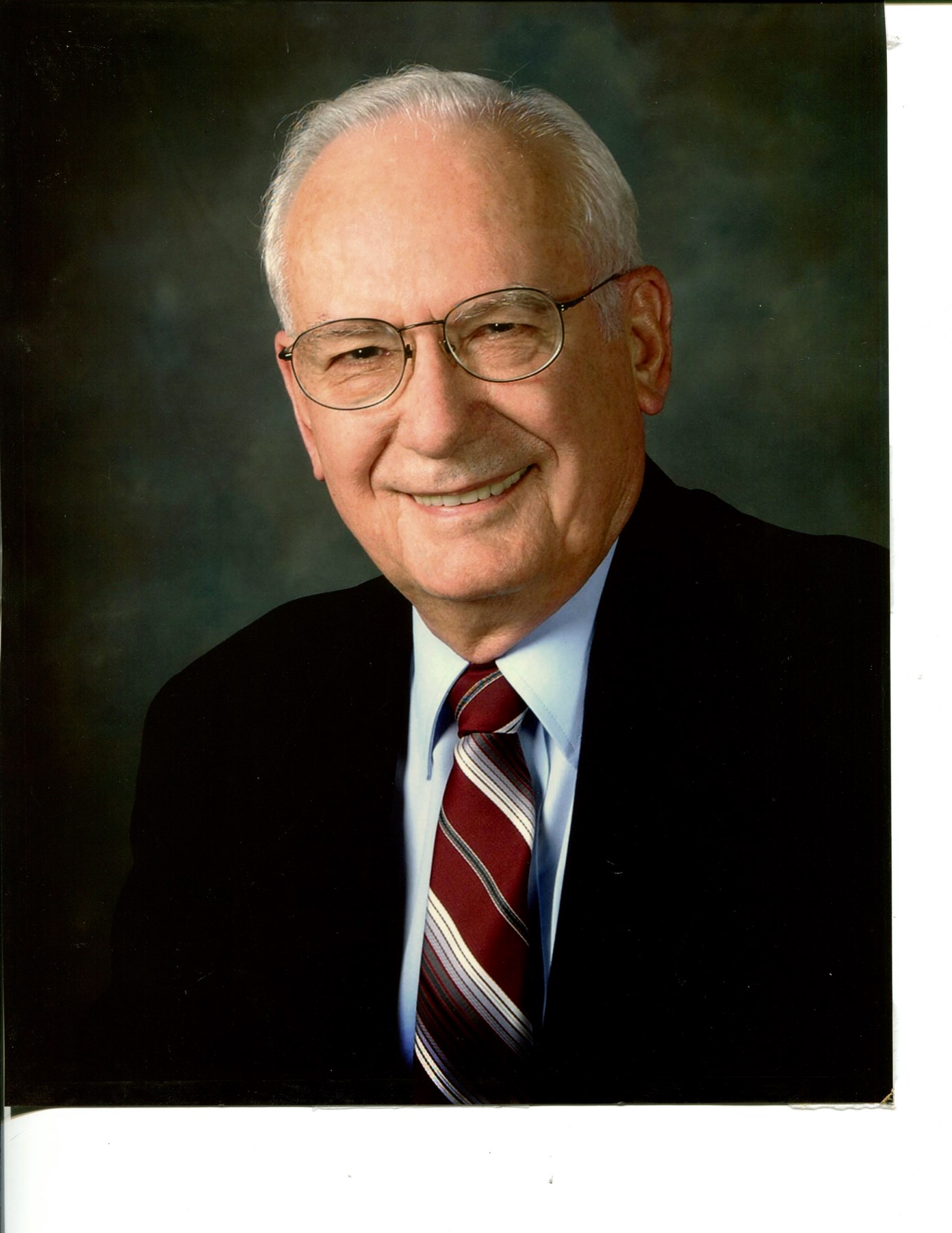 Obituary of Lyle Chester McLaren Jr.