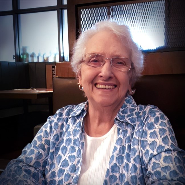 Obituary of Charlotte Perreault Richards