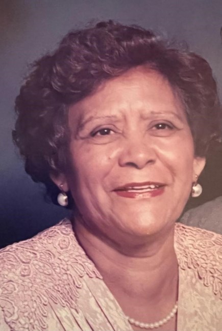 Obituary of Maria Esther Olivares