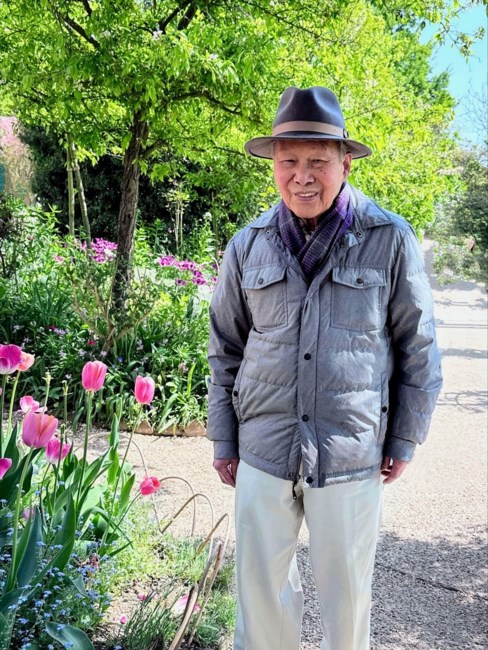 Obituary of Hans Van