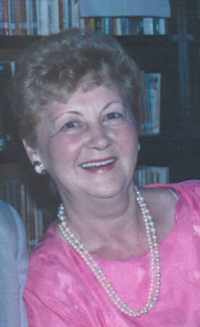 Obituario de Geraldine 'Gerry' Mary MacKinnon