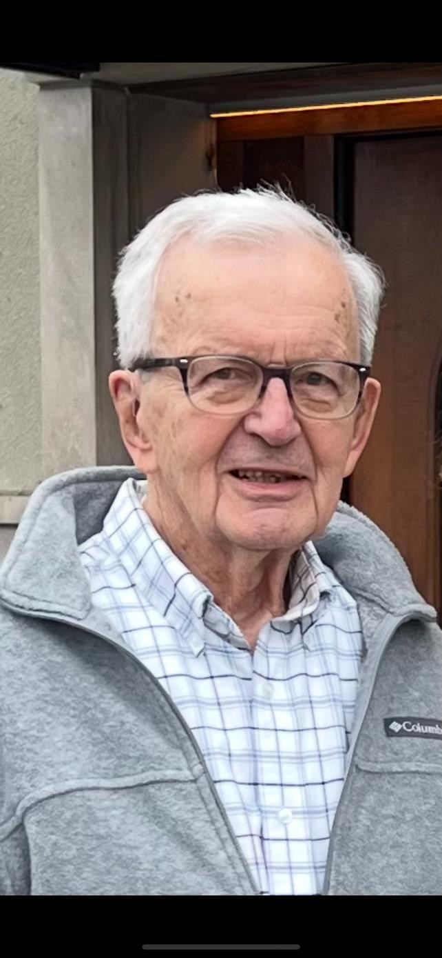 Obituary of Leo G Rich