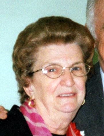 Obituario de Lorraine Bell