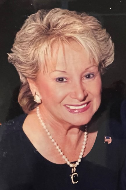Obituario de Joan Beverly Royal