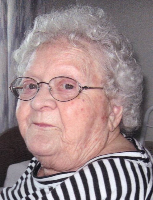 Obituary of Helen M. Lund