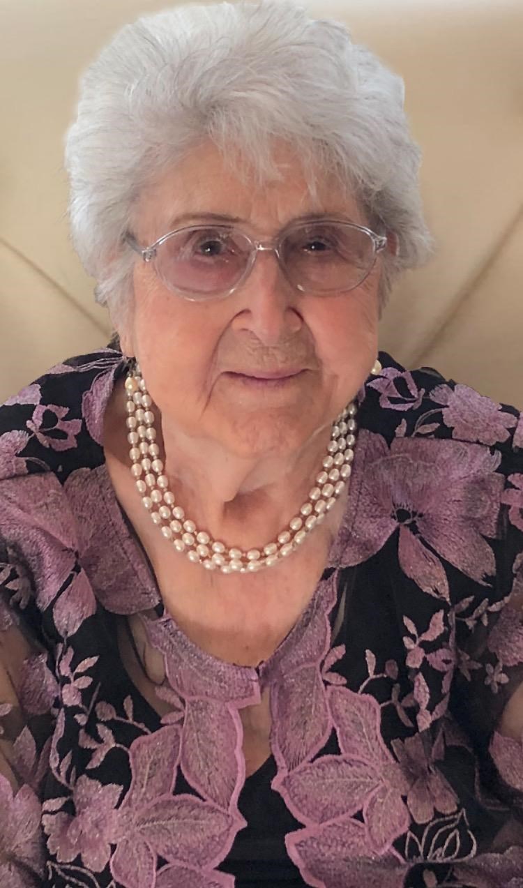 Obituario de Maria M. Blackaller