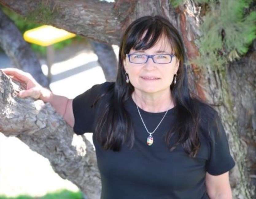 Obituary of Marilyn Peake