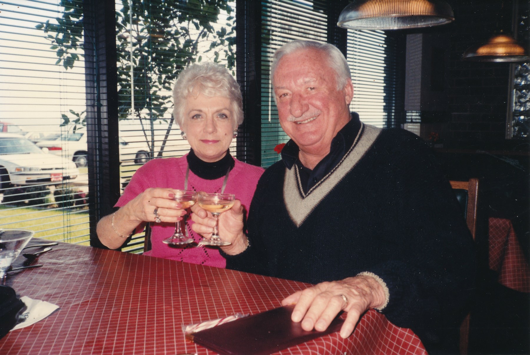 Obituario de Charles Edward Payne