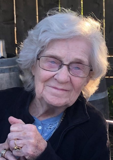 Obituary of Evelyn Delores Albrecht
