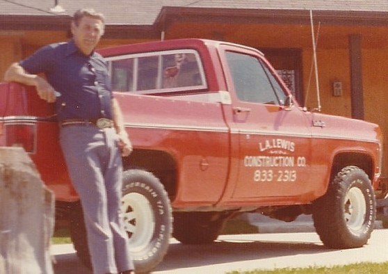 Obituario de Leonard Lewis