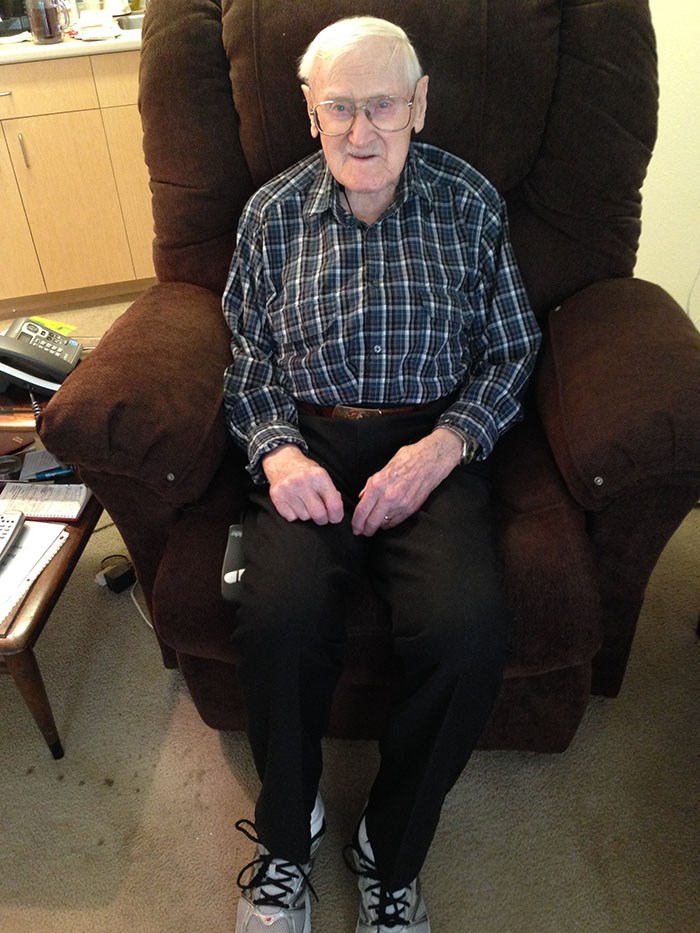 Obituary of Robert W. Riley