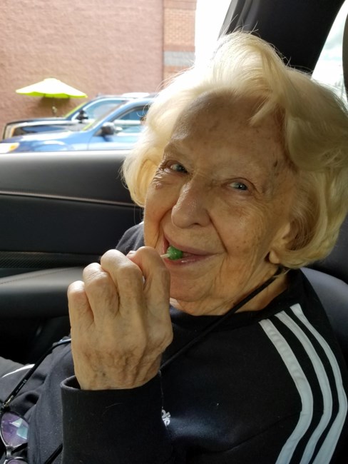 Obituary of Jean Vera Ross