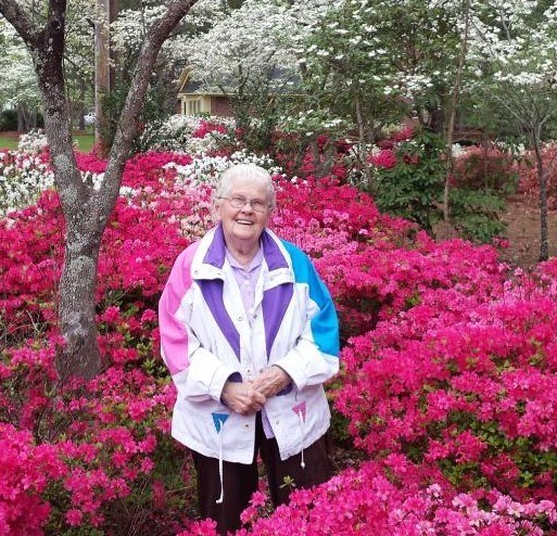 Obituary of Helen Josephine Opdenhoff