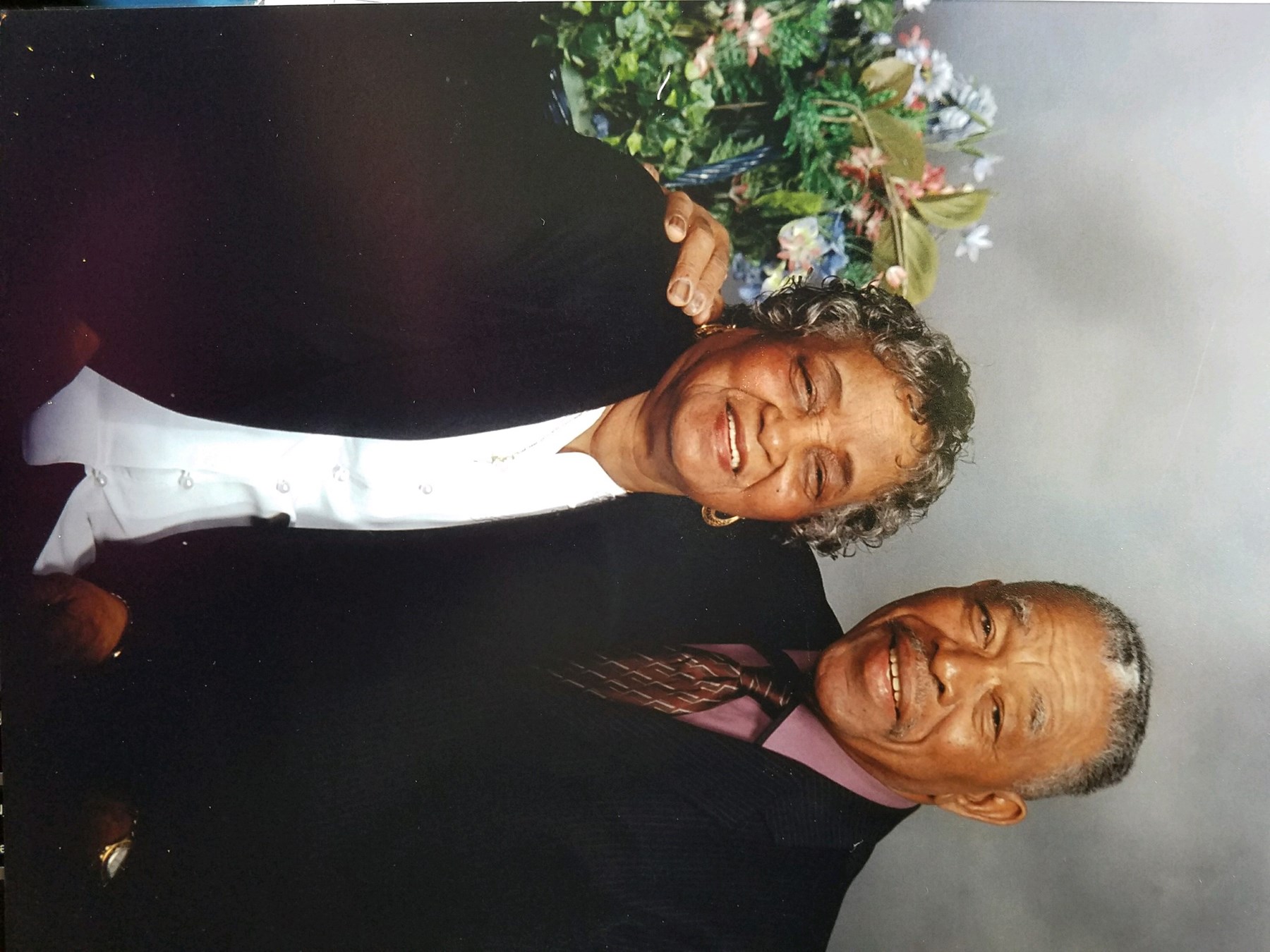 Obituario de Mrs. Mabel Elizabeth Jones