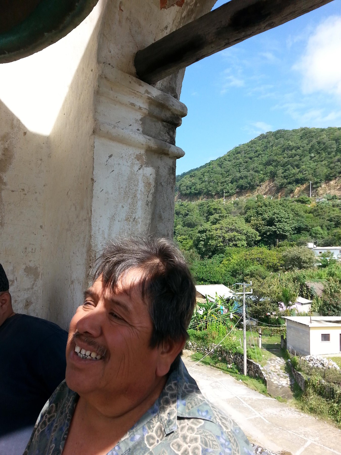 Obituary of Roberto Flores