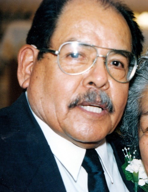 Obituary of Nicolas Salinas-Pompa