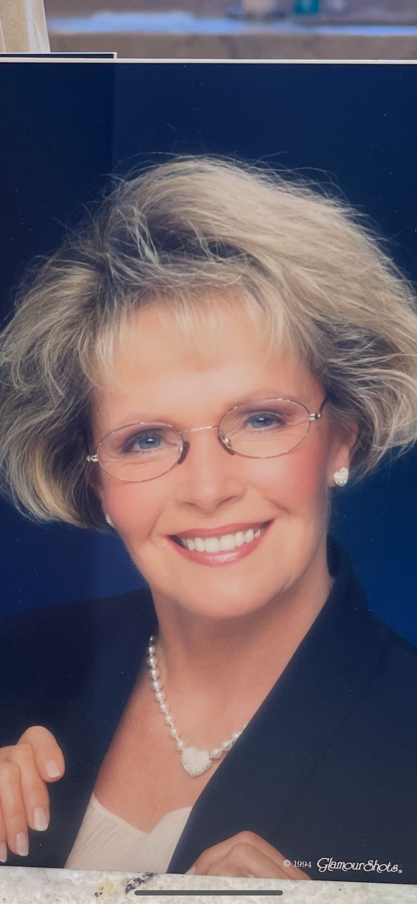 Obituary of Betsy White