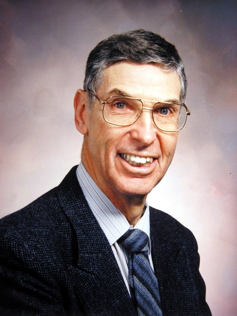 Obituary of Lowell Wesley VanDeRiet