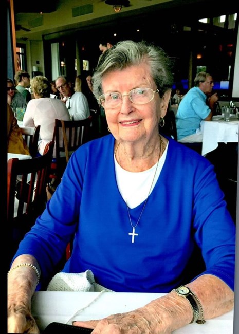 Obituary of Marilyn E Savarese