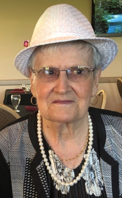 Obituary of Marie Lucille Rachelle Henri