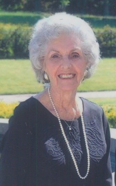 Obituario de June Snyder