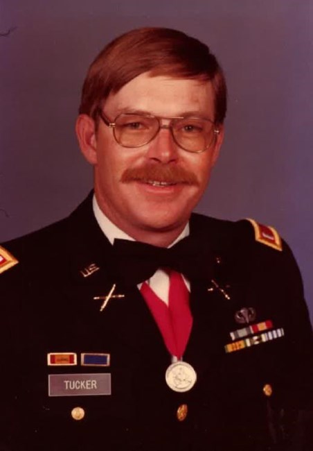 Obituary of Robert Wayne Tucker