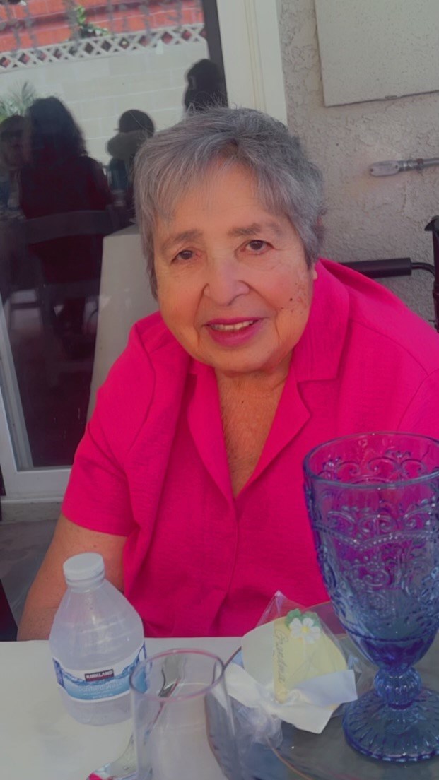 Obituary of Beatriz Luthy