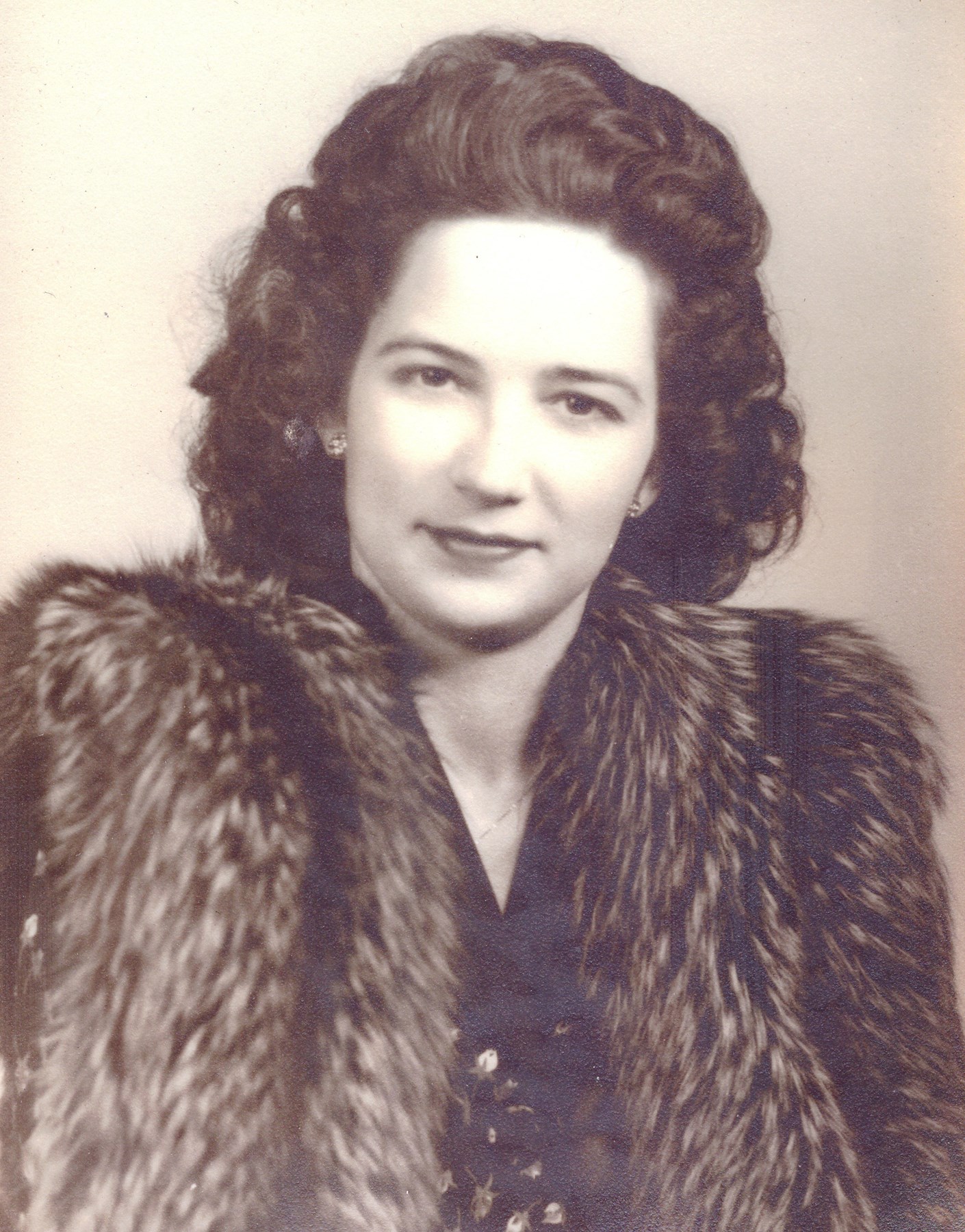 Obituary of Ruth Evelyn Hague Harris