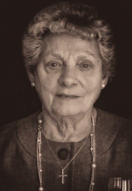 Obituario de Rose M. Lisi