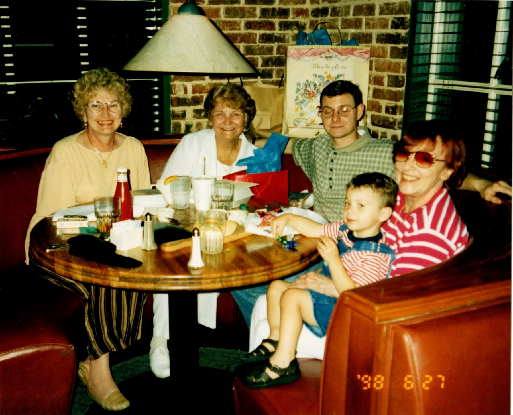 Obituary of Anne L Garon