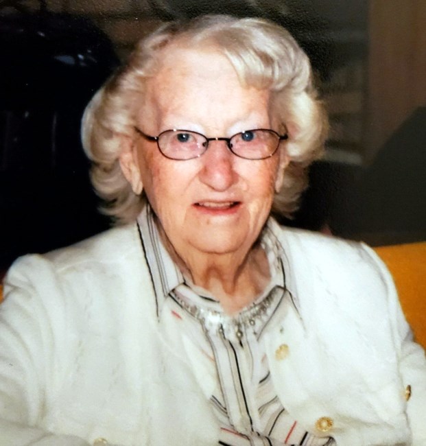 Obituario de Maxine Erma Schneider