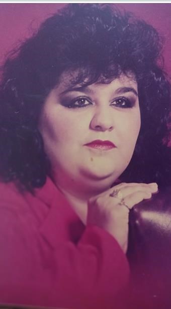 Obituary of Dahlia Colunga