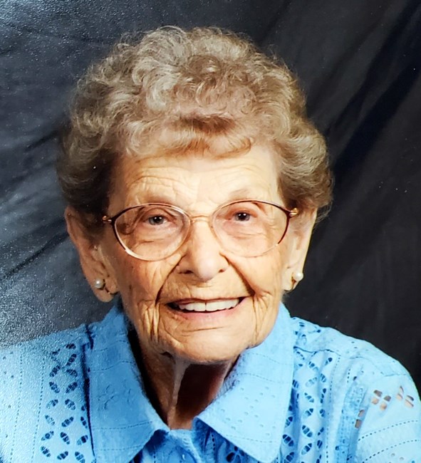 Obituary of Esther Helmke