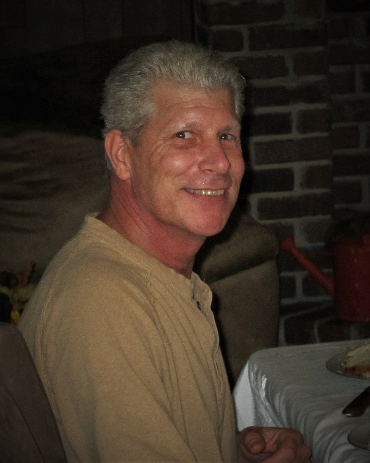 Obituario de Christopher Charles Hall