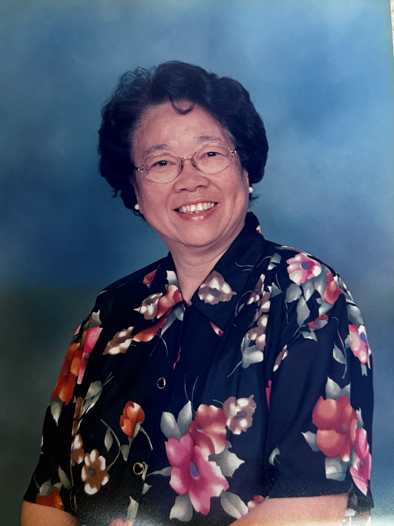 Obituary of Mrs. Noi Han Gin