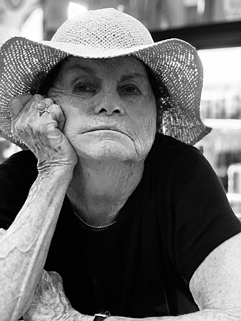 Obituary of Amy Beres